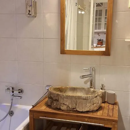 Apartment Historical Caserne *