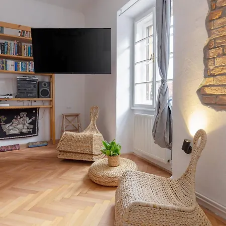 Historical Caserne Apartmán