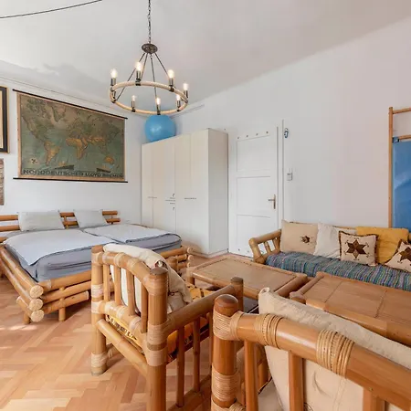 Apartment Historical Caserne Laibach